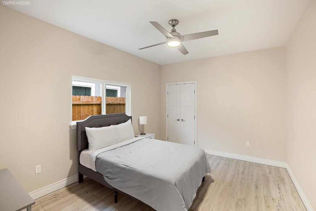 Luxurious Coastal Retreat Brand New 4br With Fast Wifi, 15 Min To Beach! * Corpus Christi